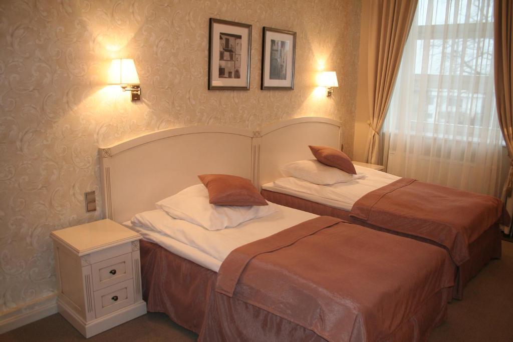 Hotel Kasyno Jarocin Chambre photo
